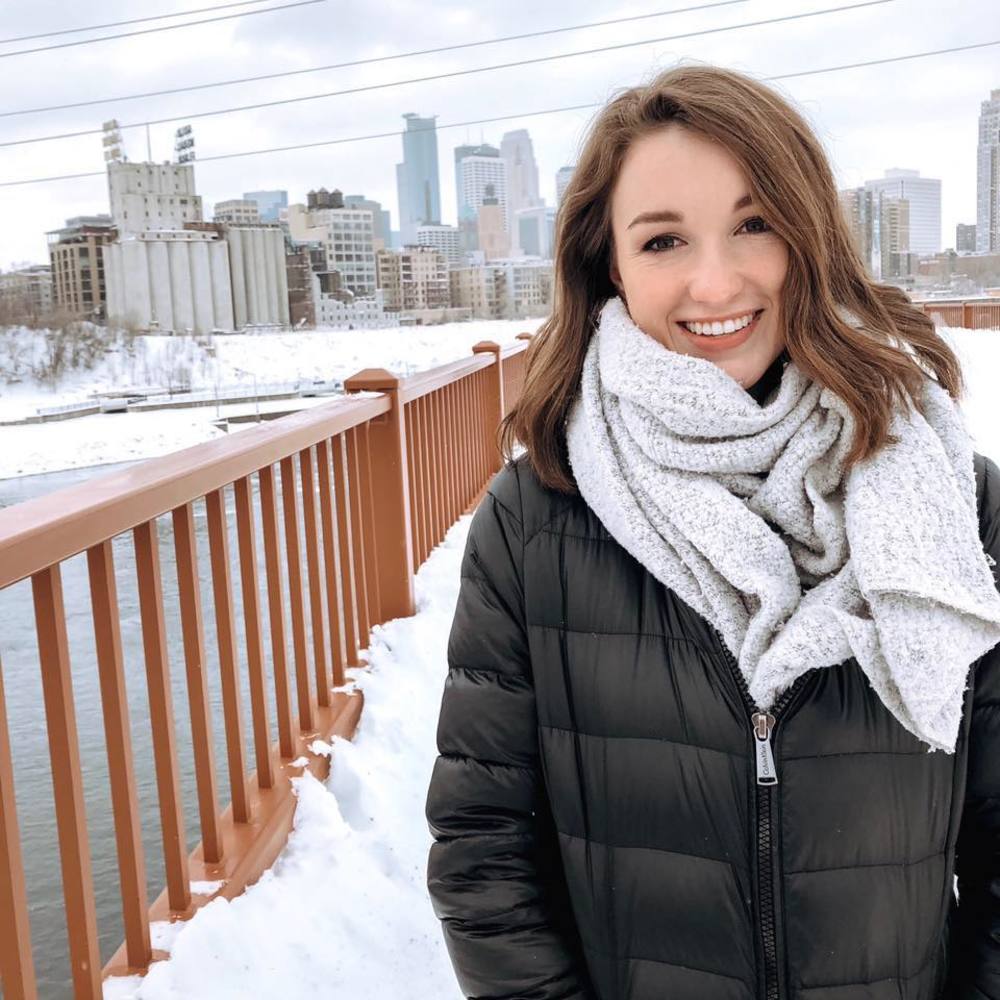 Meet your Posher, Emily